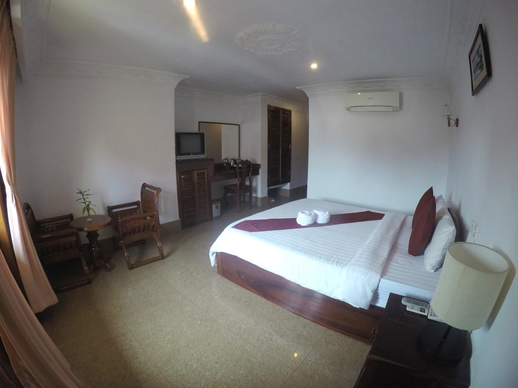 Apsara Sovannaphum Boutique Siem Reap Bagian luar foto