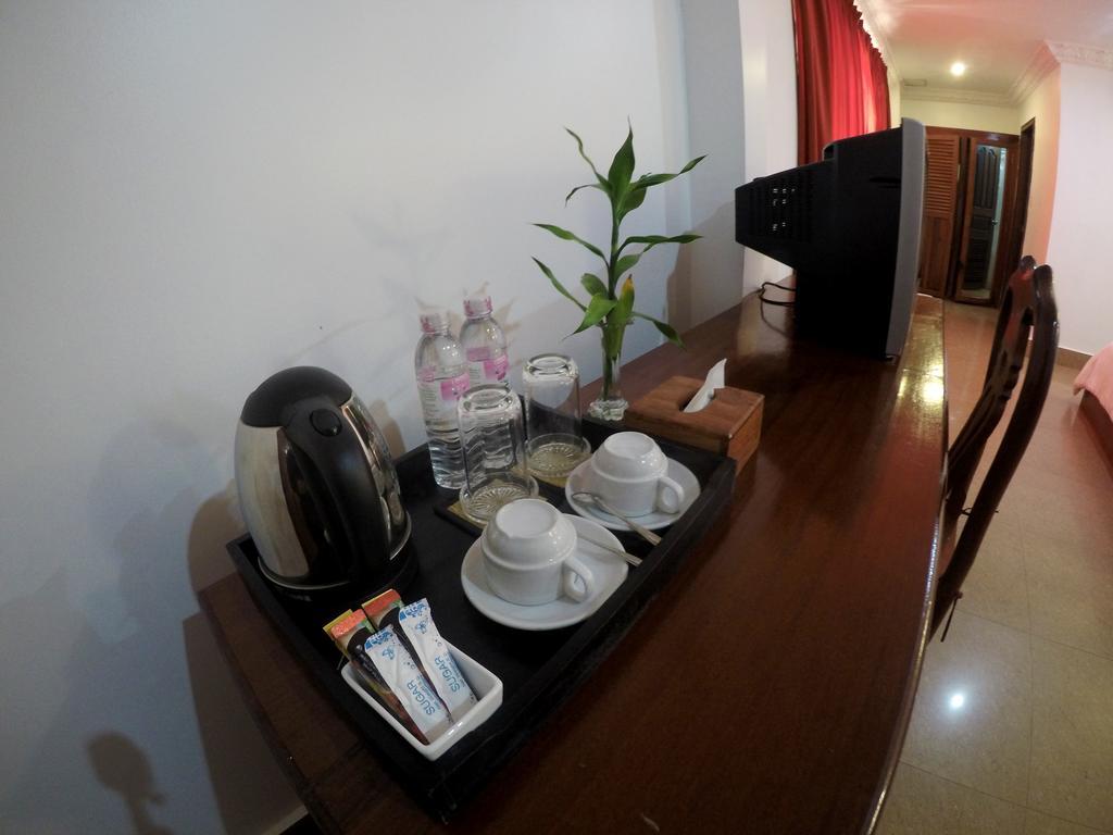 Apsara Sovannaphum Boutique Siem Reap Bagian luar foto