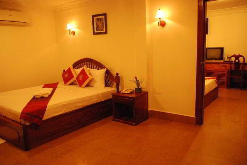 Apsara Sovannaphum Boutique Siem Reap Bagian luar foto