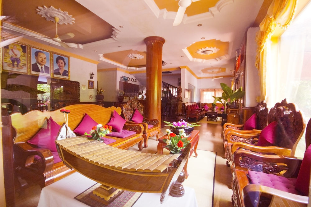 Apsara Sovannaphum Boutique Siem Reap Bagian luar foto